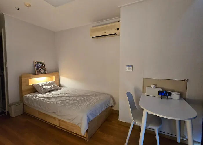 The Closest To Metro, Sinchon Urban Nest For You! #신촌 #sinchon #홍대 #hongdae Apartamento Seúl