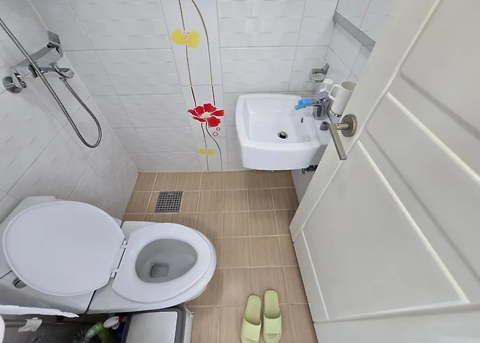 The Closest To Metro, Sinchon Urban Nest For You! #신촌 #sinchon #홍대 #hongdae